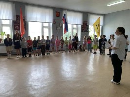 Торжественная линейка в лагере «Гармония»: помним и чтим